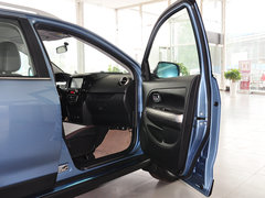 2014款 1.5L 手动 两驱豪华型 5座