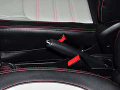 2014款 1.5L 手动 两驱豪华型 5座