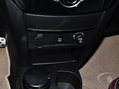 2014款 1.5L 手动 两驱豪华型 5座