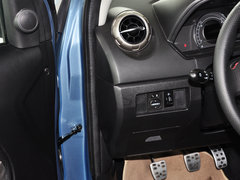 2014款 1.5L 手动 两驱豪华型 5座