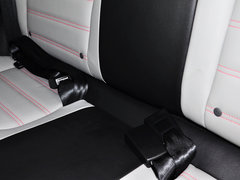 2014款 1.5L 手动 两驱豪华型 5座