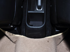 2014款 1.5L 手动 两驱豪华型 5座