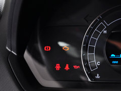 2014款 1.5L 手动 两驱豪华型 5座