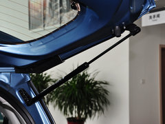 2014款 1.5L 手动 两驱豪华型 5座