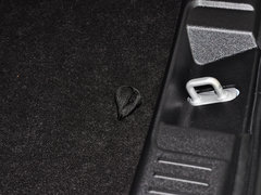 2014款 1.5L 手动 两驱豪华型 5座
