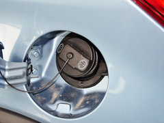 2014款 1.5L 手动 两驱豪华型 5座