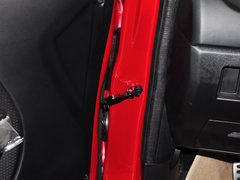 2014款 1.5L 手动 两驱豪华型 5座
