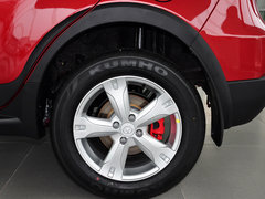 2014款 1.5L 手动 两驱豪华型 5座