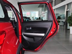 2014款 1.5L 手动 两驱豪华型 5座