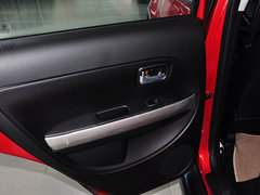 2014款 1.5L 手动 两驱豪华型 5座