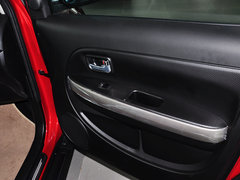 2014款 1.5L 手动 两驱豪华型 5座