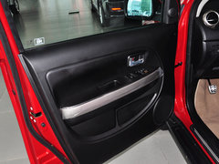 2014款 1.5L 手动 两驱豪华型 5座