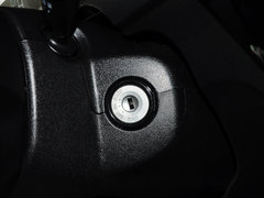 2014款 1.5L 手动 两驱豪华型 5座