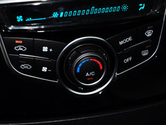 2014款 1.5L 手动 两驱豪华型 5座