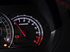 2014款 1.5L 手动 两驱豪华型 5座