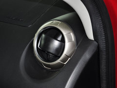 2014款 1.5L 手动 两驱豪华型 5座