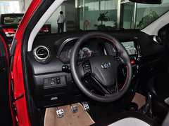 2014款 1.5L 手动 两驱豪华型 5座
