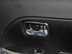 2014款 1.5L 手动 两驱豪华型 5座