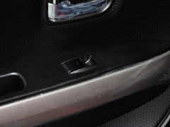 2014款 1.5L 手动 两驱豪华型 5座