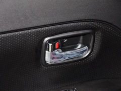 2014款 1.5L 手动 两驱豪华型 5座