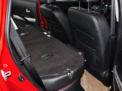 2014款 1.5L 手动 两驱豪华型 5座