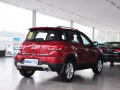 2014款 1.5L 手动 两驱豪华型 5座