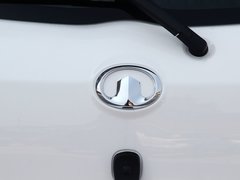 2014款 1.5L 手动 两驱舒适型 5座