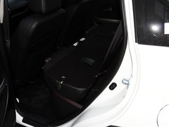 2014款 1.5L 手动 两驱舒适型 5座