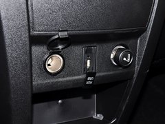 2014款 1.5L 手动 两驱舒适型 5座