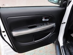 2014款 1.5L 手动 两驱舒适型 5座