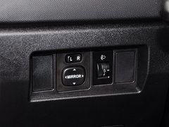 2014款 1.5L 手动 两驱舒适型 5座