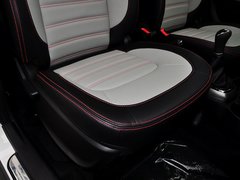 2014款 1.5L 手动 两驱舒适型 5座