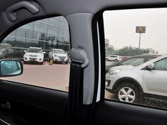 2014款 1.5L 手动 两驱舒适型 5座