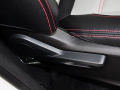 2014款 1.5L 手动 两驱舒适型 5座