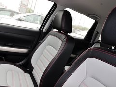 2014款 1.5L 手动 两驱舒适型 5座
