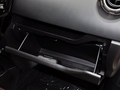 2014款 1.5L 手动 两驱舒适型 5座