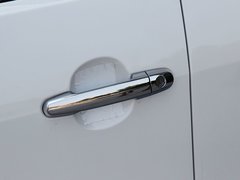 2014款 1.5L 手动 两驱舒适型 5座