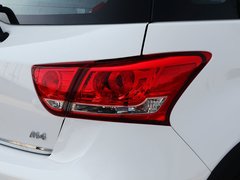 2014款 1.5L 手动 两驱舒适型 5座