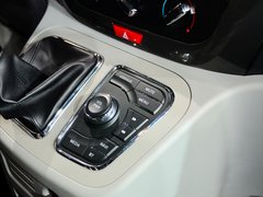 2015款 2.0L 手动 豪华智能型