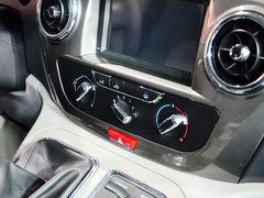 2015款 2.0L 手动 豪华智能型