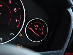 2014款 328i 运动设计套装