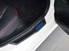 2014款 328i 运动设计套装