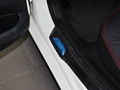 2014款 328i 运动设计套装