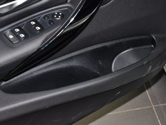 2014款 328i 运动设计套装
