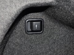 2014款 328i 运动设计套装