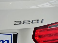 2014款 328i 运动设计套装