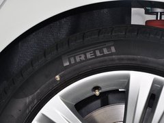 2014款 328i 运动设计套装