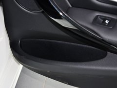 2014款 328i 运动设计套装