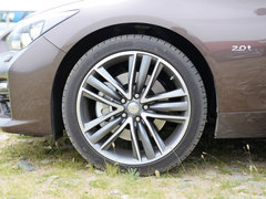 英菲尼迪Q50 2014款 2.0T 自动 豪华版