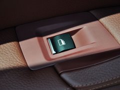 2014款 528Li xDrive领先型